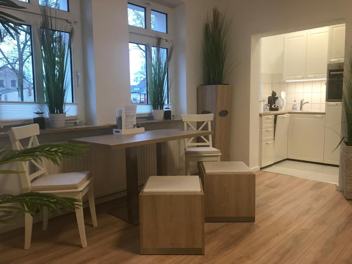 Ferienwohnungen Springer In Schoenefeld Ot Grossziethen Div Apartments Fuer Bis Zu 6 Personen Ngoại thất bức ảnh