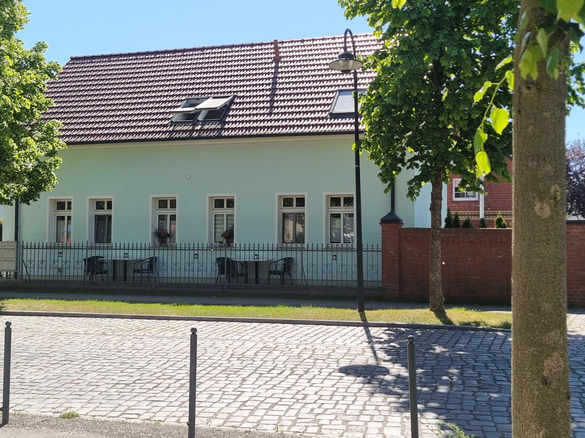 Ferienwohnungen Springer In Schoenefeld Ot Grossziethen Div Apartments Fuer Bis Zu 6 Personen Ngoại thất bức ảnh