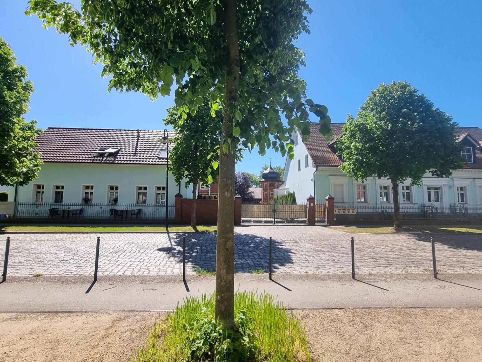 Ferienwohnungen Springer In Schoenefeld Ot Grossziethen Div Apartments Fuer Bis Zu 6 Personen Ngoại thất bức ảnh